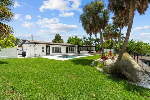 $840,000 | 4440 Huntington Street Northeast, St. Petersburg, FL 33703