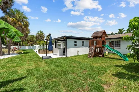 $840,000 | 4440 Huntington Street Northeast, St. Petersburg, FL 33703