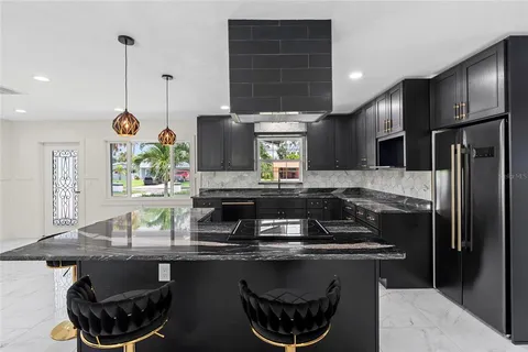 $840,000 | 4440 Huntington Street Northeast, St. Petersburg, FL 33703