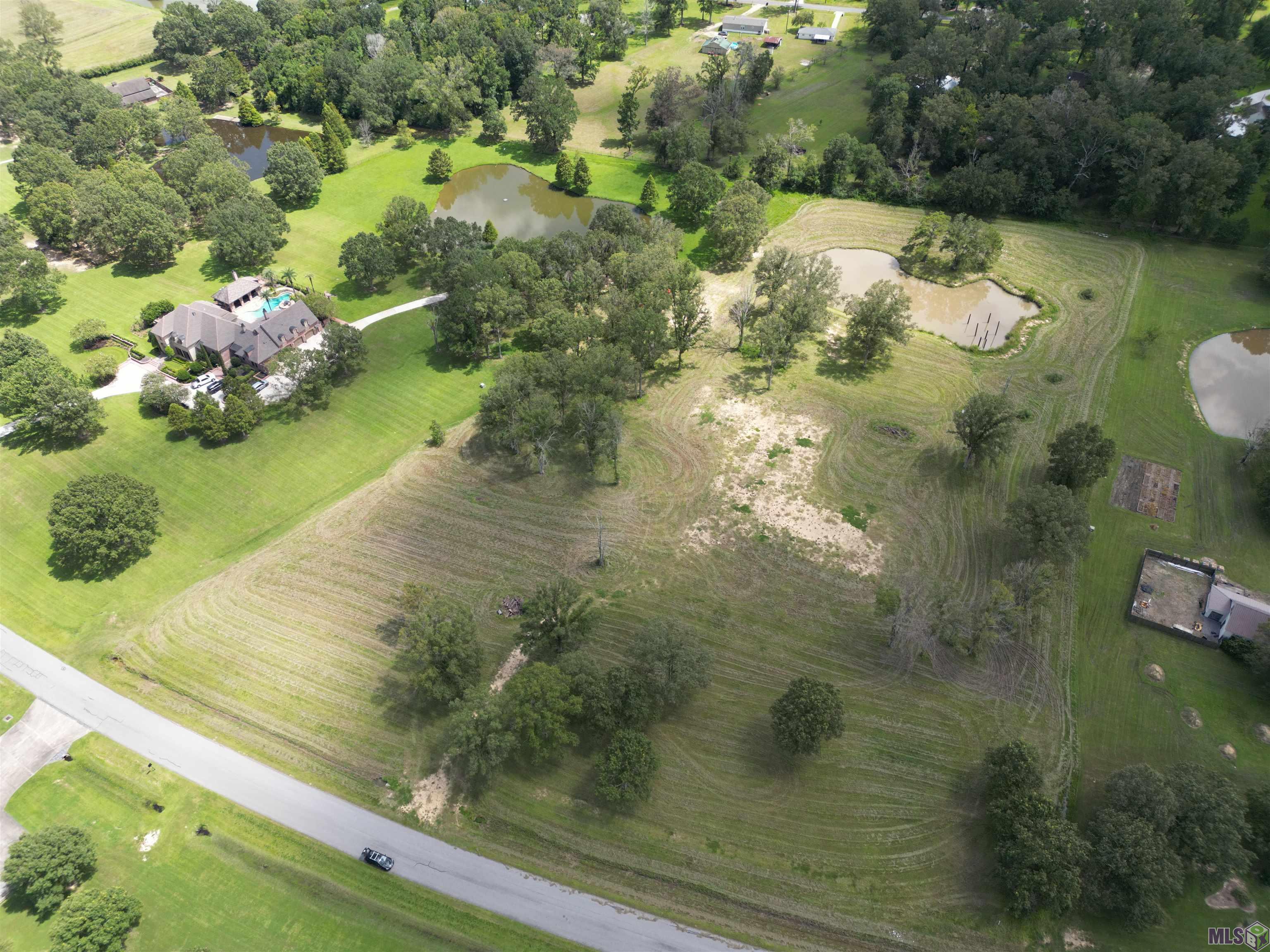 22222 Rabbit Run Drive Baton Rouge, LA 70817 - Photo 11 of 12 Gallery Image 11