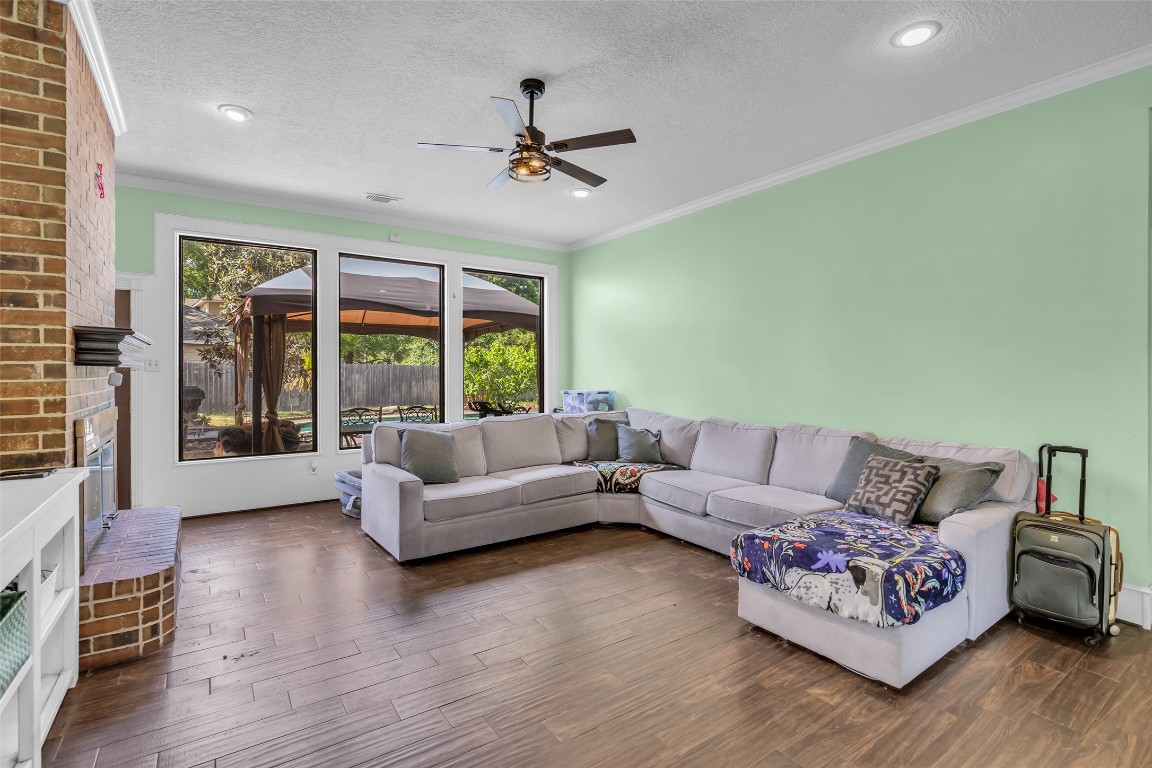 3602 El James Drive Spring, TX 77388 - Photo 17 of 38