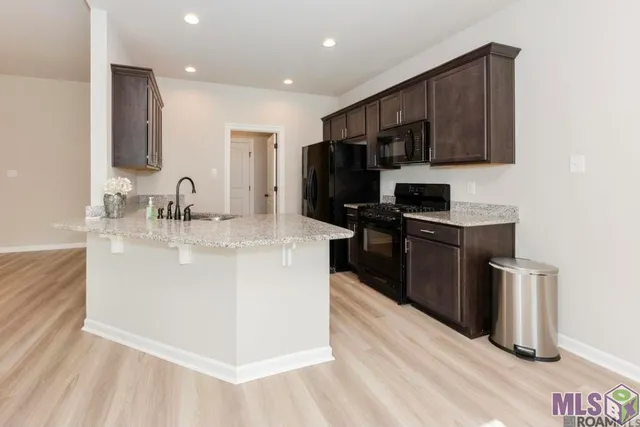 $1,850 | 14032 Barrington Avenue, Denham Springs, LA 70726