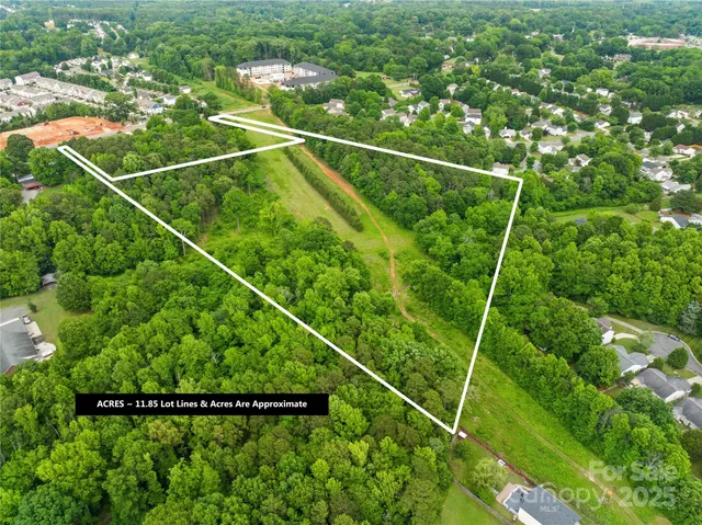 a view of a tennis court