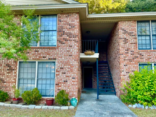 $1,830 | 912 Sea Gull Drive, Unit B, Mount Pleasant, SC 29464