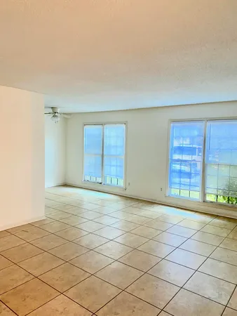 $1,830 | 912 Sea Gull Drive, Unit B, Mount Pleasant, SC 29464