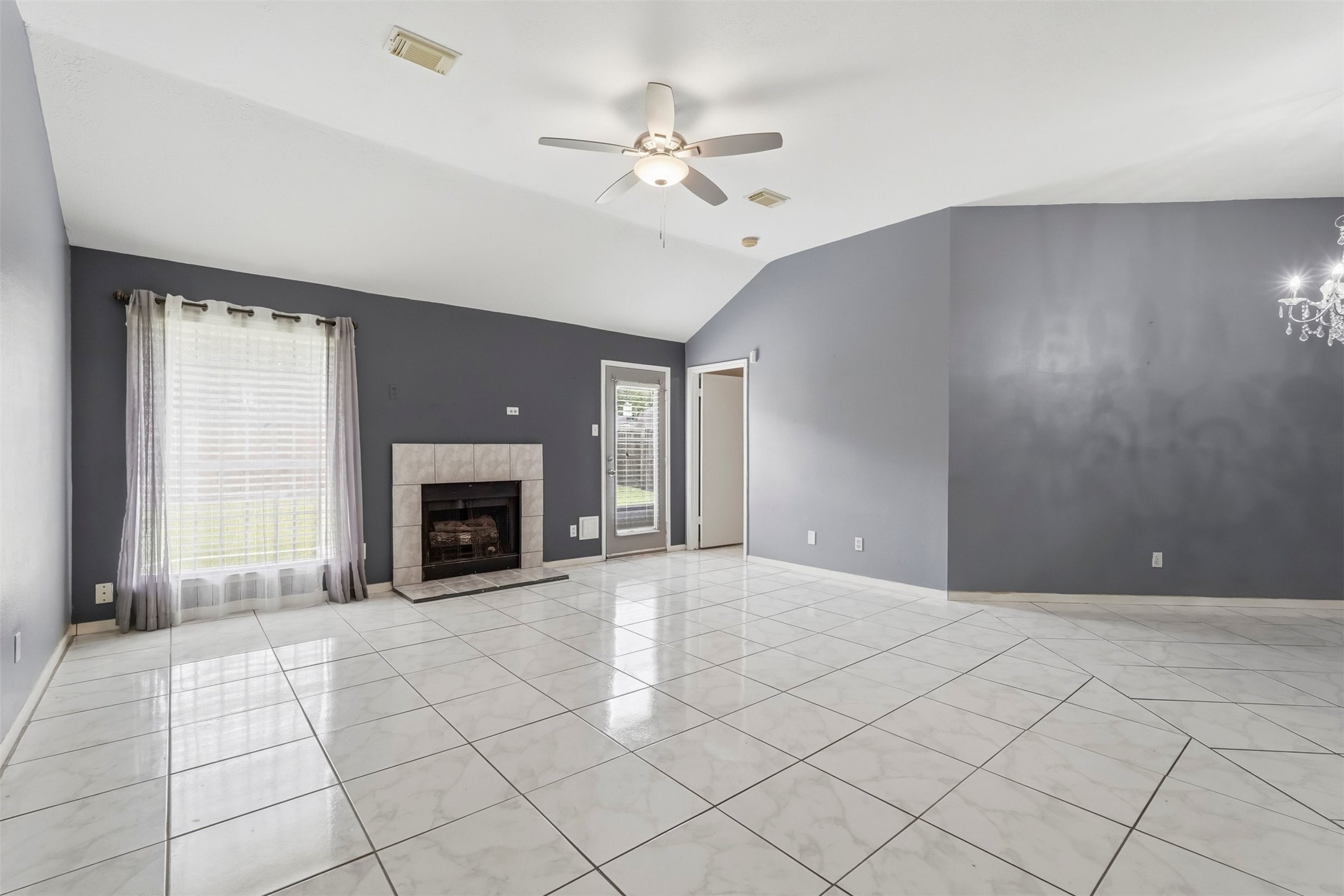 2935 Pheasant Run Humble, TX 77396 - Photo 6 of 34