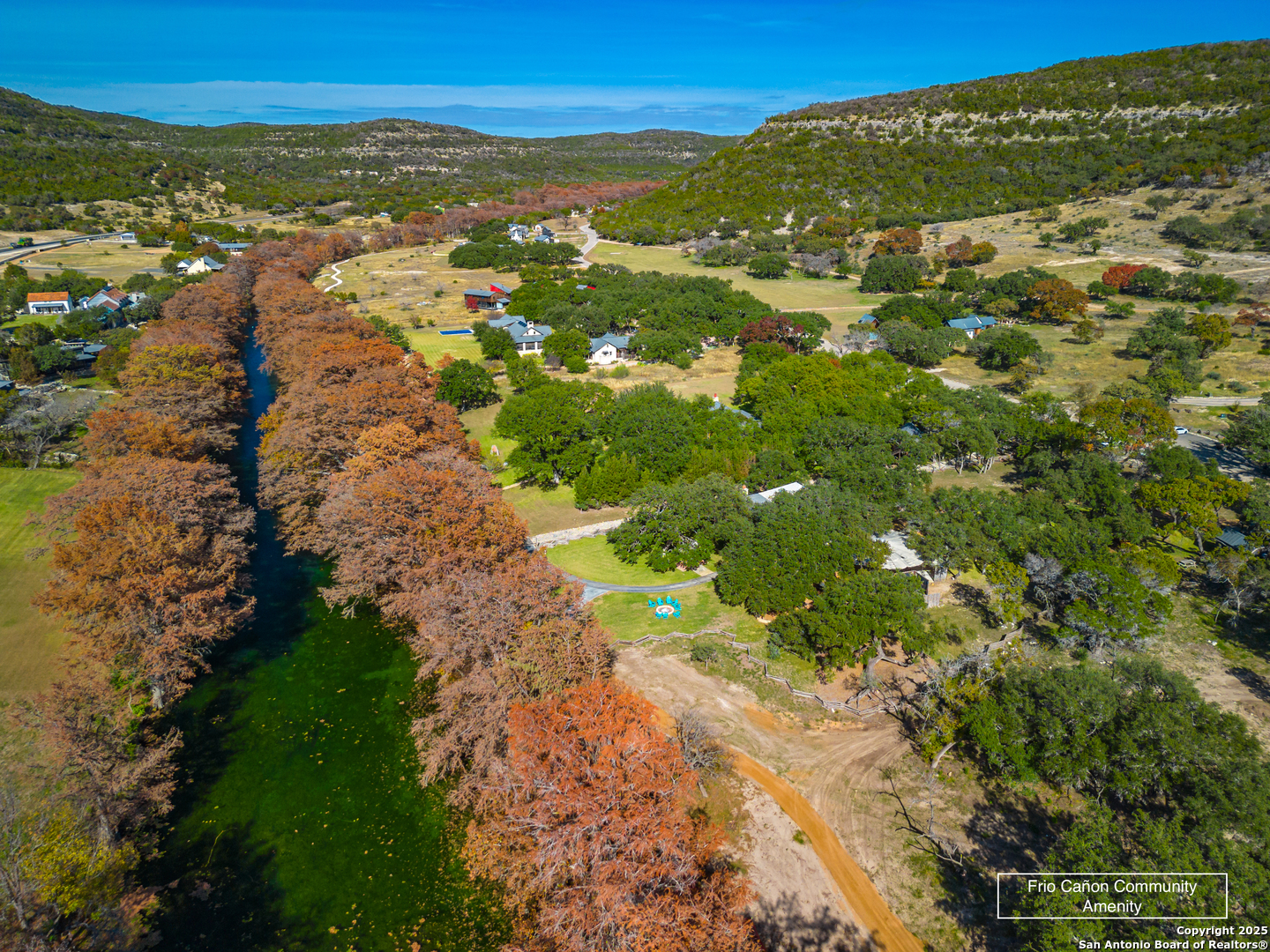 83 Leakey Tx 78873 Leakey, TX 78873 - Photo 22 of 38 a view of city and ocean