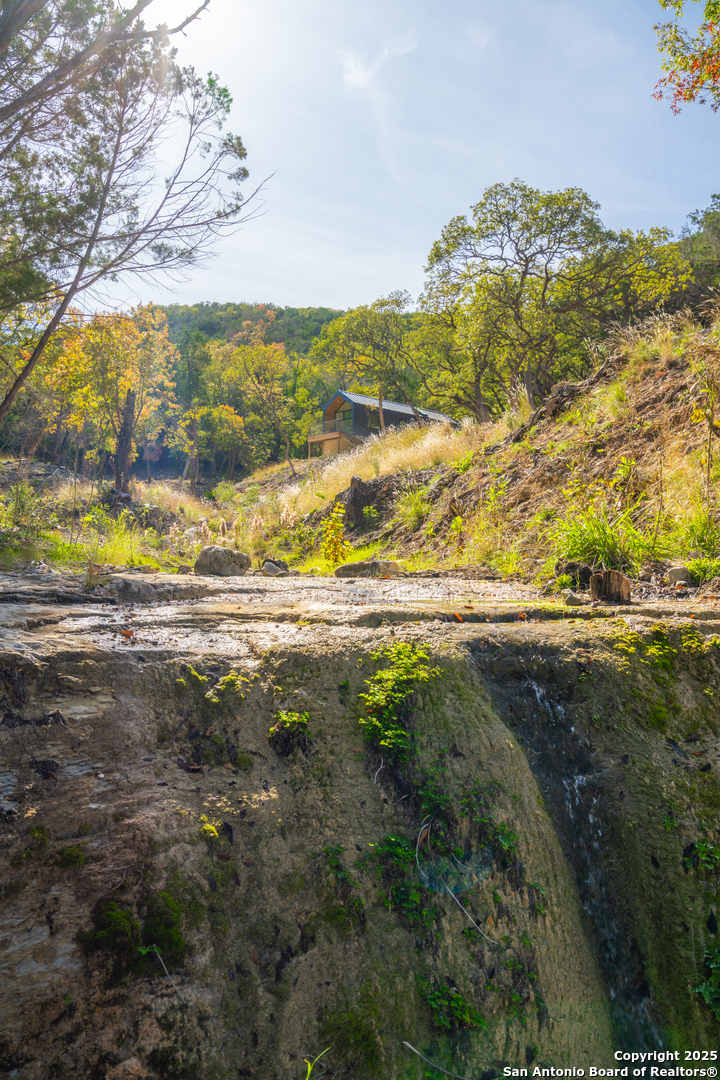 83 Leakey Tx 78873 Leakey, TX 78873 - Photo 3 of 38 a view of an ocean and beach