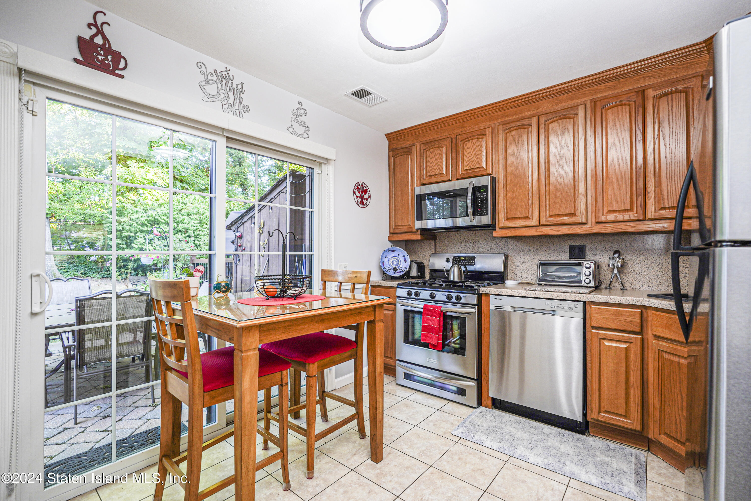 42 Rumson Road Staten Island, NY 10314 - Photo 8 of 21 rumson7