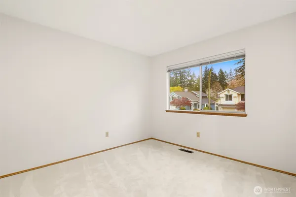 $1,425,000 | 3540 254th Avenue Southeast, Sammamish, WA 98029