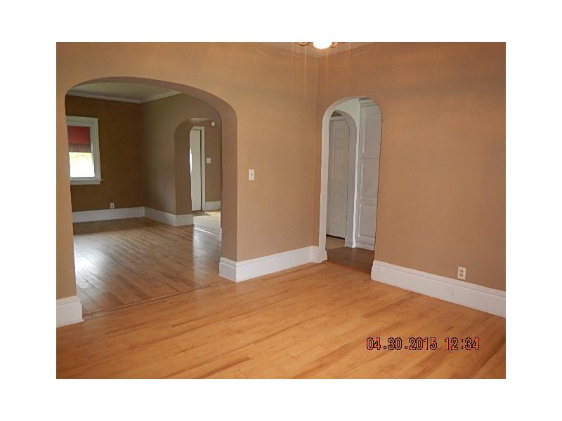Dining Room. DINING ROOM TO LIVING ROOM