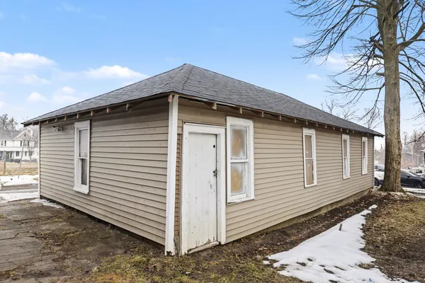 $165,000 | 17 Tennyson Avenue, Battle Creek, MI 49015