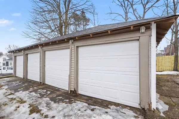 $165,000 | 17 Tennyson Avenue, Battle Creek, MI 49015