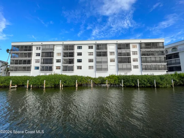 $3,200 | 3601 South Banana River Boulevard, Unit 403, Cocoa Beach, FL 32931