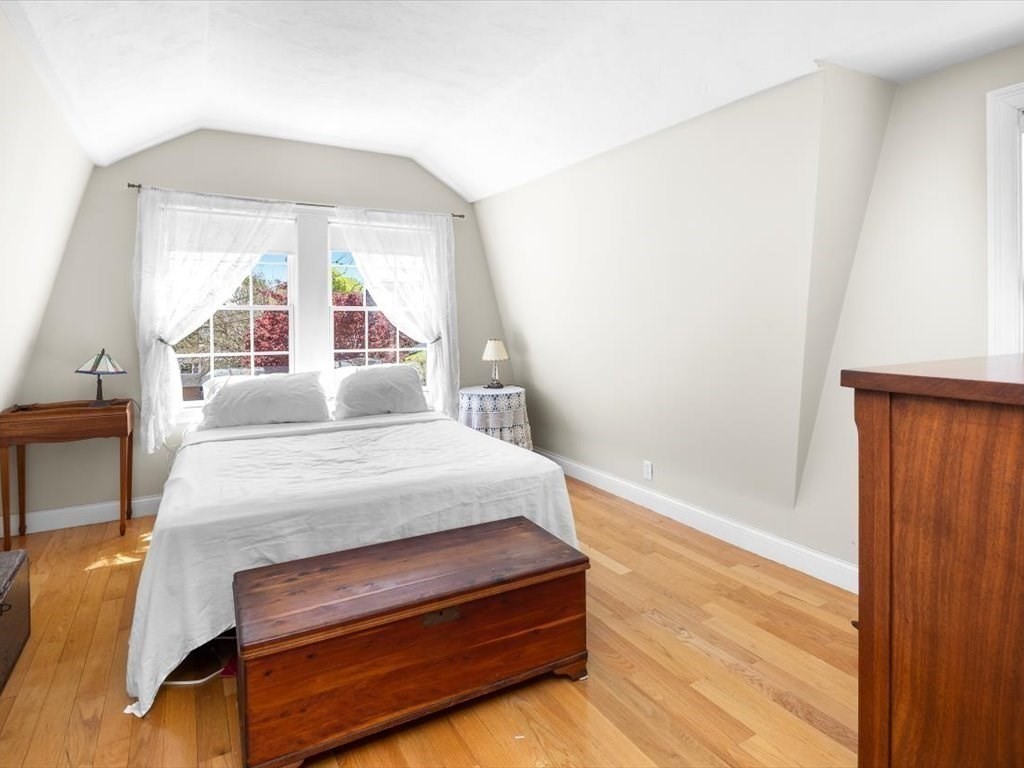 151 Pilgrim Road Weymouth, MA 02191 - Photo 14 of 27
