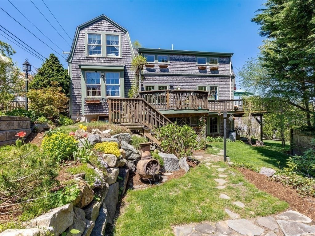 151 Pilgrim Road Weymouth, MA 02191 - Photo 23 of 27
