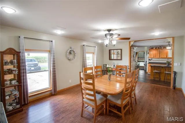 $200,000 | 22520 South Centennial Road, Jerseyville, IL 62052