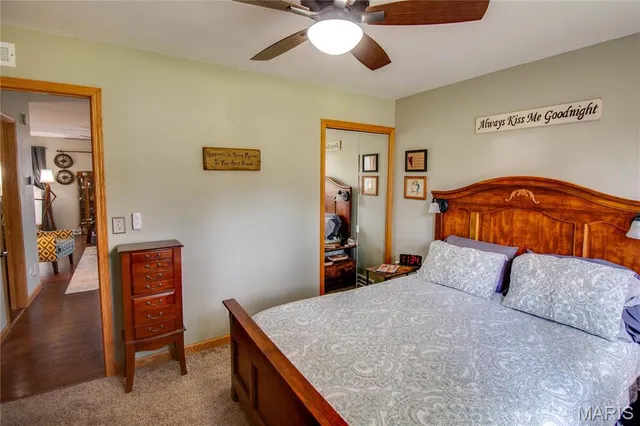 $200,000 | 22520 South Centennial Road, Jerseyville, IL 62052