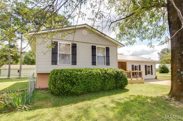 $200,000 | 22520 South Centennial Road, Jerseyville, IL 62052