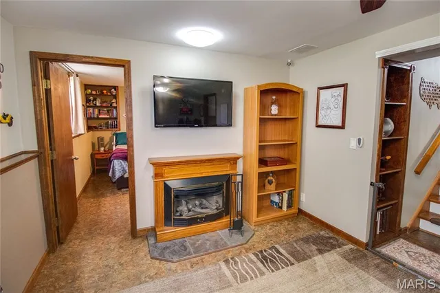 $200,000 | 22520 South Centennial Road, Jerseyville, IL 62052