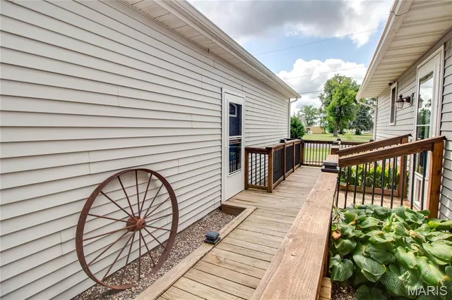 $200,000 | 22520 South Centennial Road, Jerseyville, IL 62052