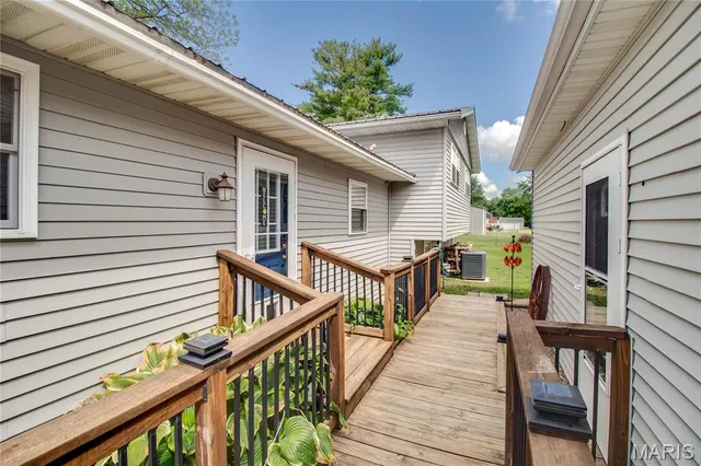 $200,000 | 22520 South Centennial Road, Jerseyville, IL 62052