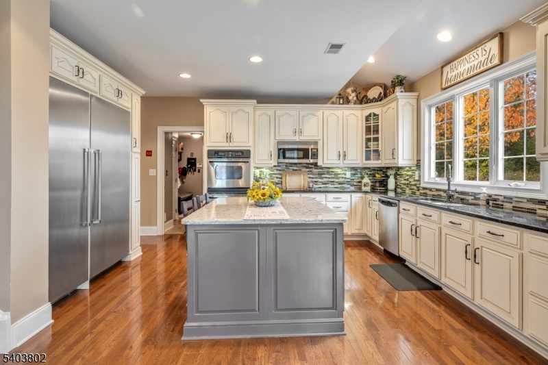 5 Fennimore Court Flanders, NJ 07836 - Photo 17 of 50