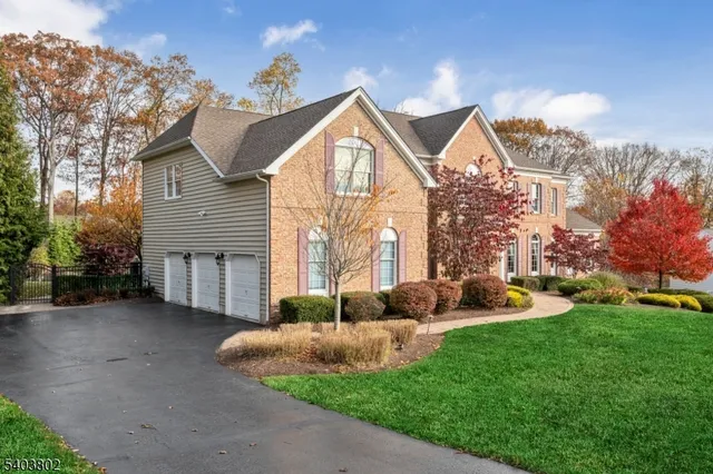 $1,300,000 | 5 Fennimore Court, Flanders, NJ 07836