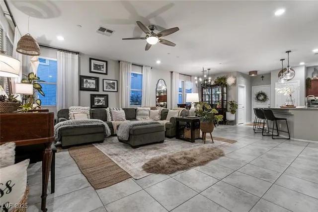 $360,000 | 1009 Belton Lake Avenue, North Las Vegas, NV 89086