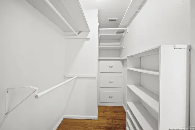 $2,750 | 225 North Street, Boerne, TX 78006