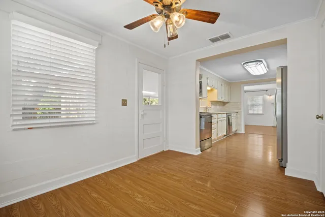 $2,750 | 225 North Street, Boerne, TX 78006