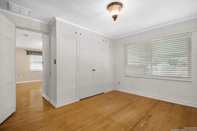 $2,750 | 225 North Street, Boerne, TX 78006