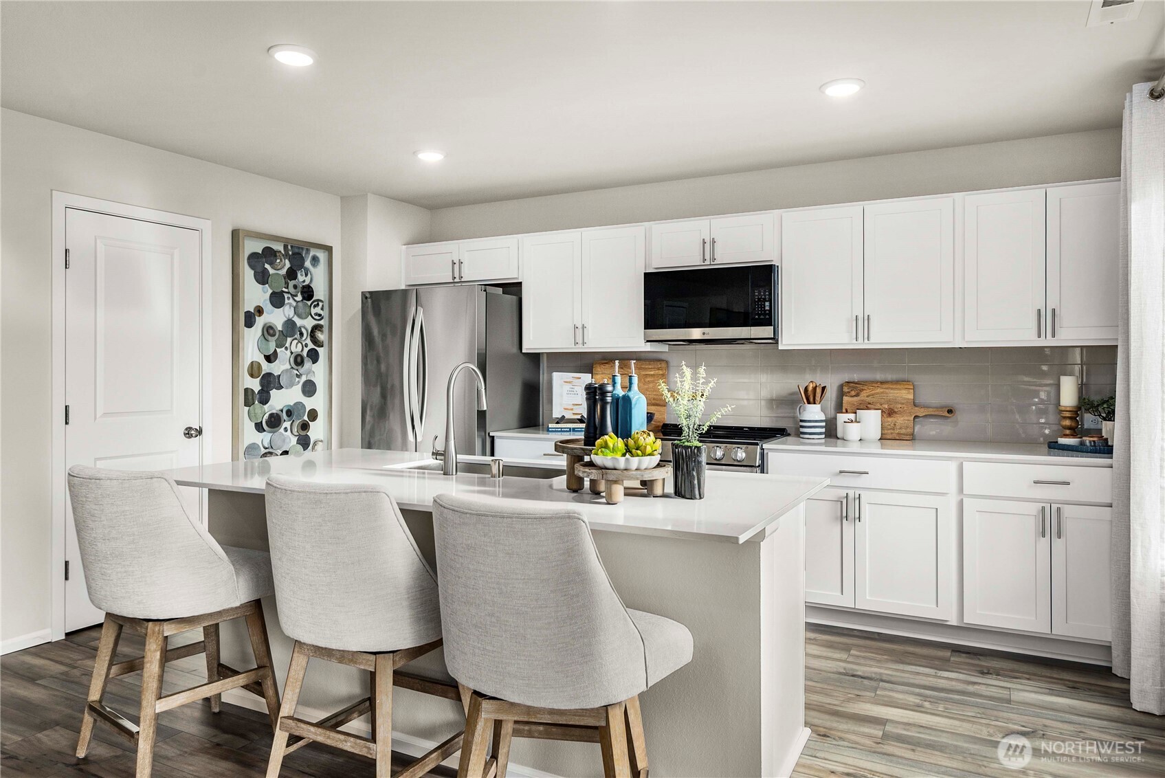 9846 Ferns Loop Southeast Yelm, WA 98597 - Photo 13 of 28