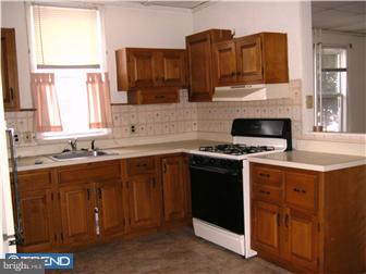 39 Gordon Road Glenside, PA 19038 - Photo 6 of 10 Kitchen