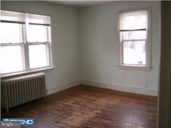 39 Gordon Road Glenside, PA 19038 - Photo 9 of 10 Bedroom - Main