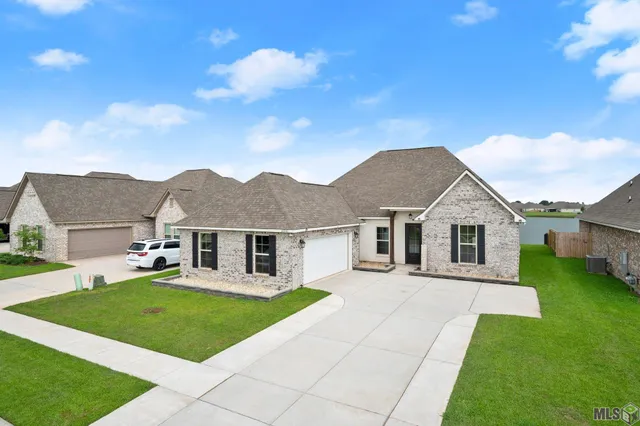 $389,000 | 41241 Coastline Avenue, Gonzales, LA 70737
