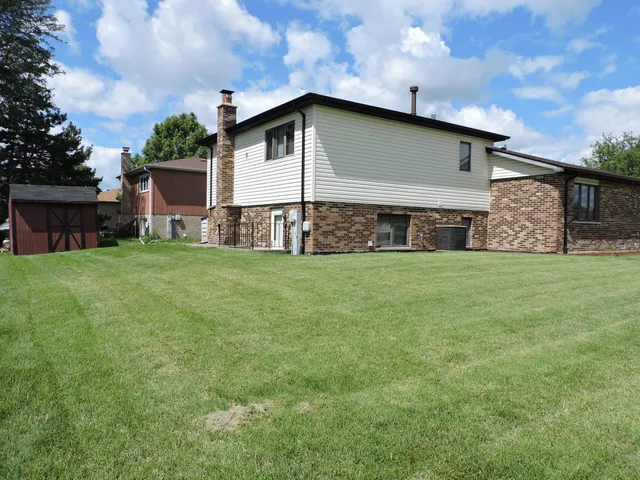 $354,551 | 6931 Coachwood Trail, Tinley Park, IL 60477