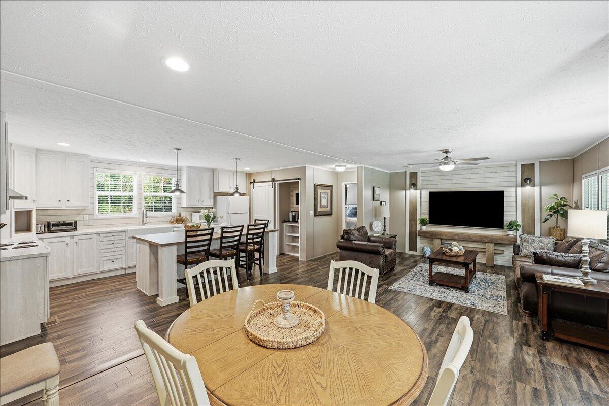 3033 Princess Pond Road Summerton, SC 29148 - Photo 13 of 33 31-IMG_030