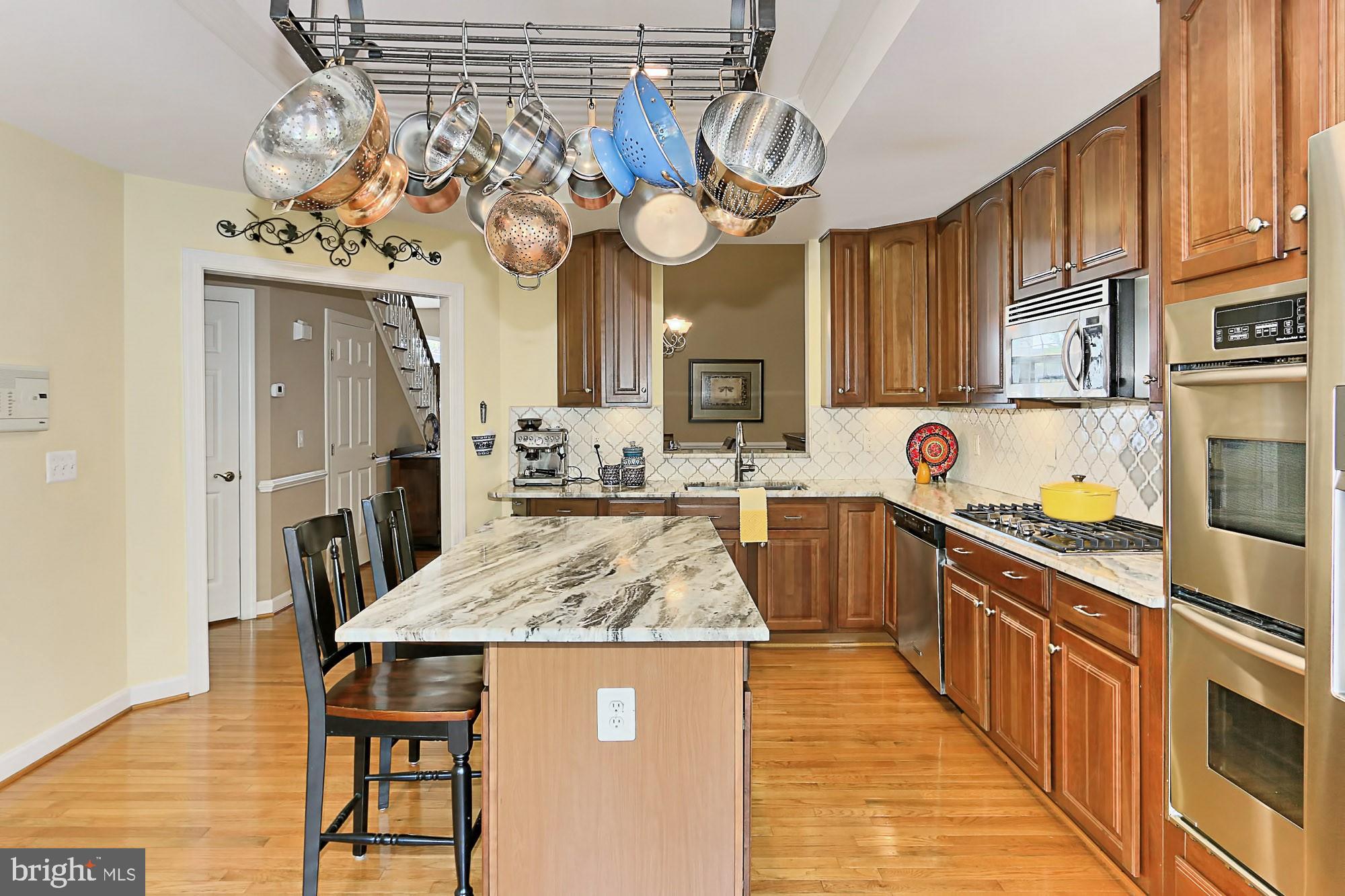 7357 Cluster House Way Gainesville, VA 20155 - Photo 13 of 46 Anything but ordinary refined Kitchen!