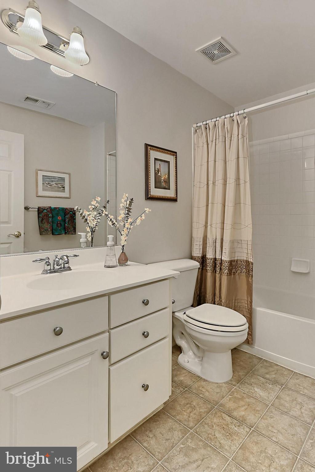 7357 Cluster House Way Gainesville, VA 20155 - Photo 37 of 46 Lower Level Full Bath w/ upgraded finishings.