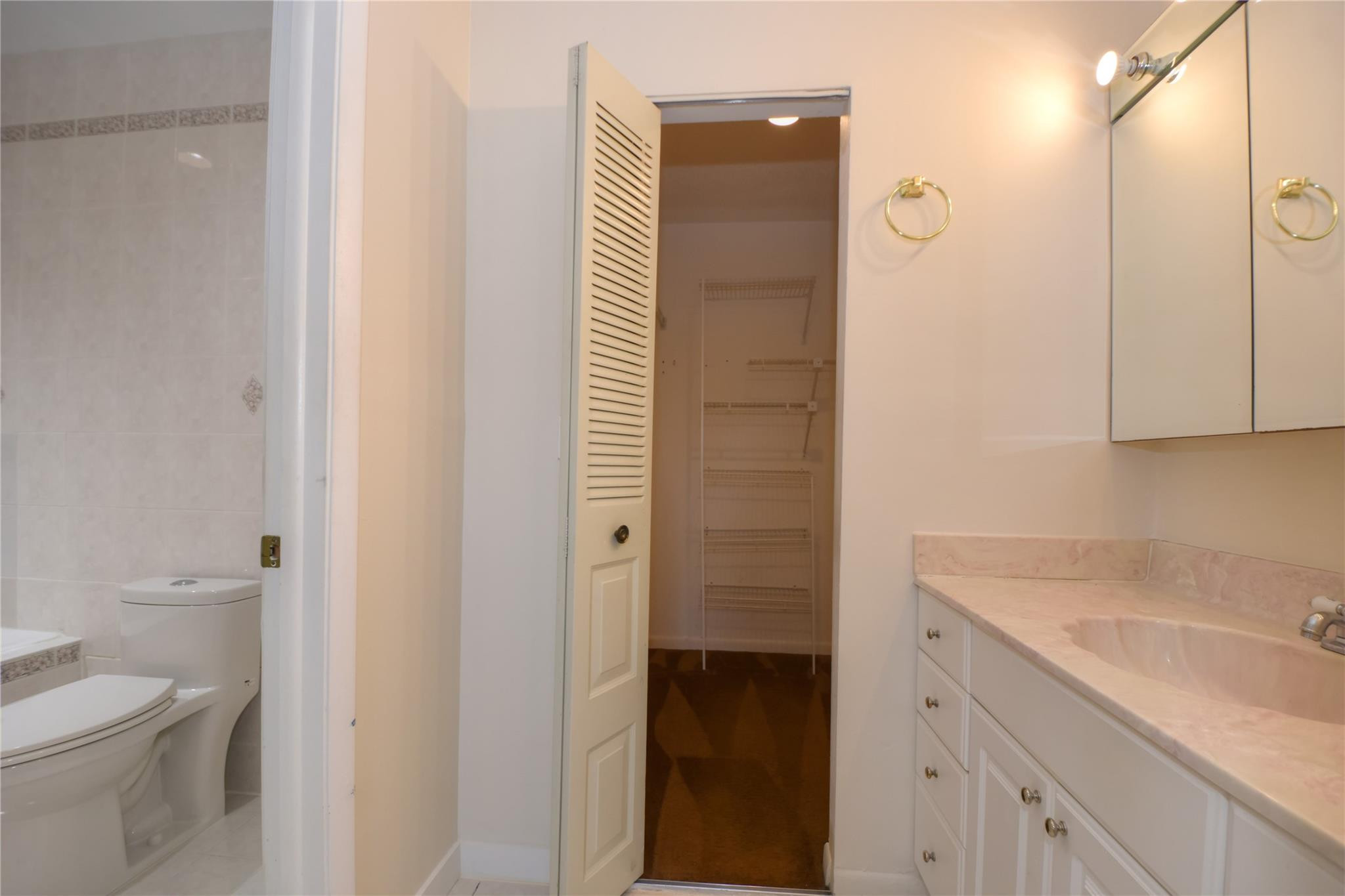 5467 Gate Lake Road, Unit 5467 Tamarac, FL 33319 - Photo 30 of 57 Master Bath