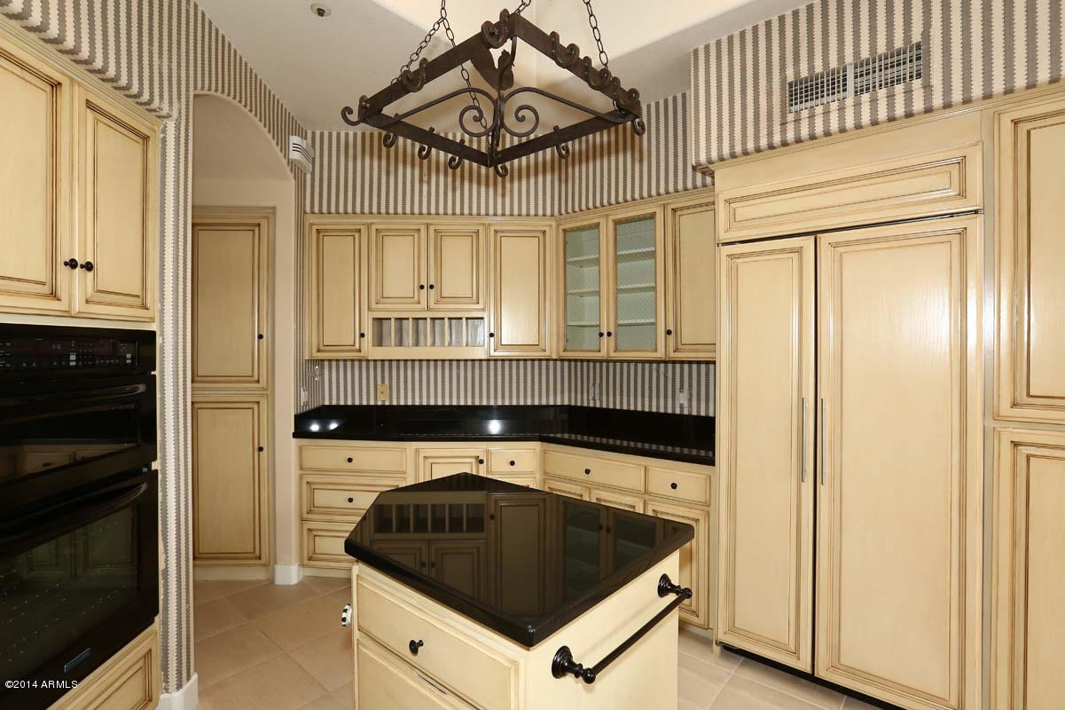 7705 East Doubletree Ranch Road, Unit 12 Scottsdale, AZ 85258 - Photo 17 of 65 Kitchen-Sub Zero