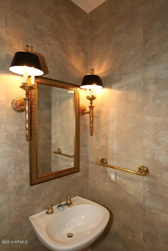 7705 East Doubletree Ranch Road, Unit 12 Scottsdale, AZ 85258 - Photo 23 of 65 Powder Room