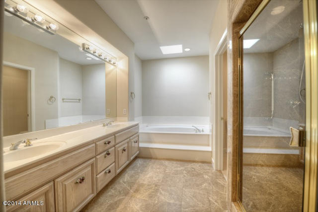 7705 East Doubletree Ranch Road, Unit 12 Scottsdale, AZ 85258 - Photo 41 of 65 028_2nd Master Bath