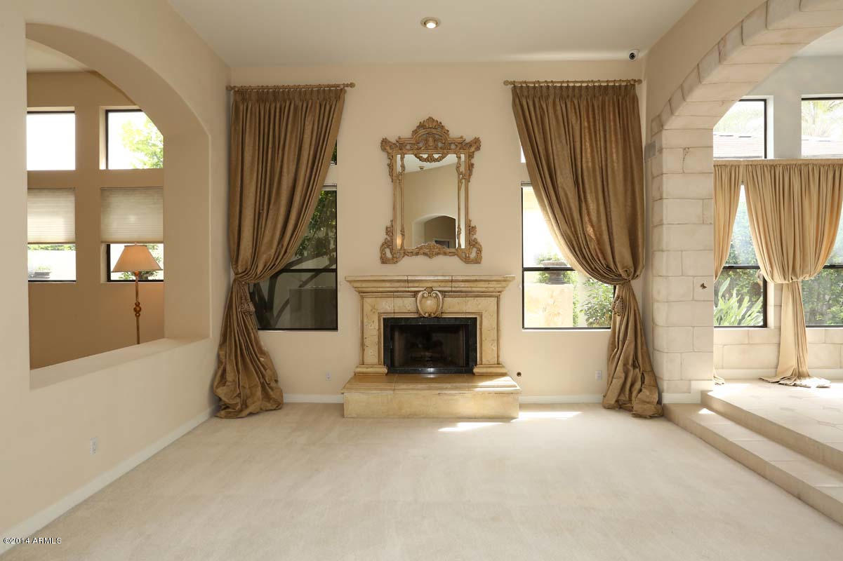 7705 East Doubletree Ranch Road, Unit 12 Scottsdale, AZ 85258 - Photo 9 of 65 Living Room