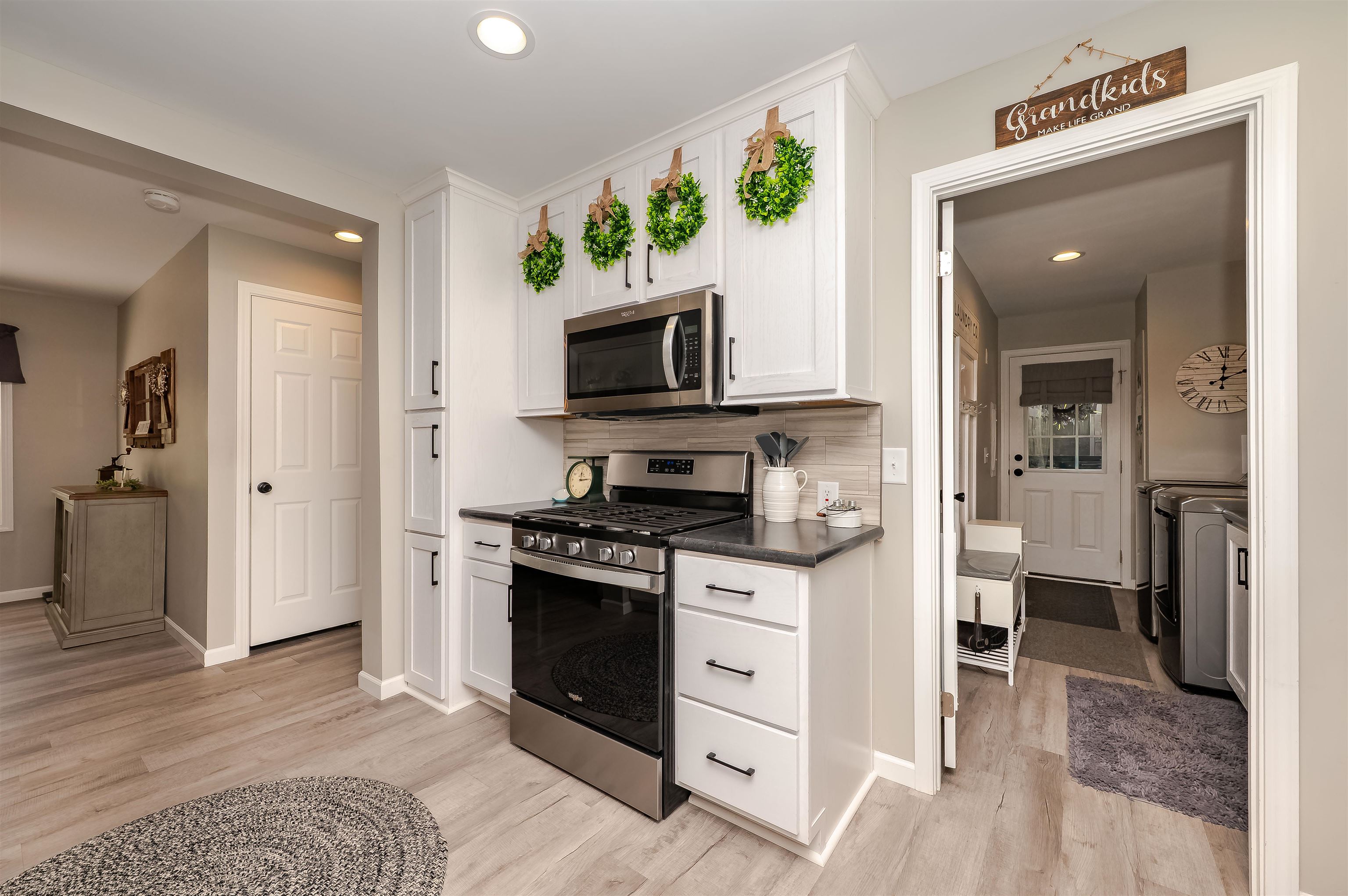 27 Murray Drive Rochester, NH 03868 - Photo 11 of 34