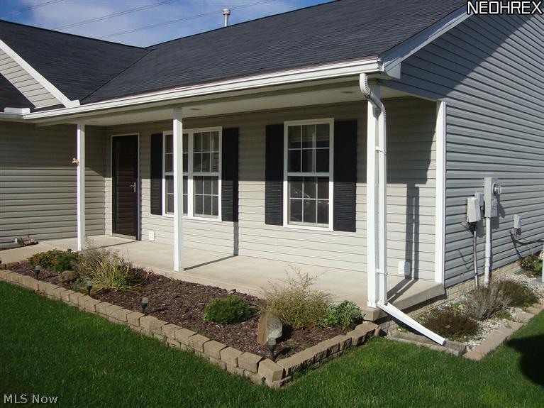 5519 Ridgeview Boulevard North Ridgeville, OH 44039 - Photo 2 of 25