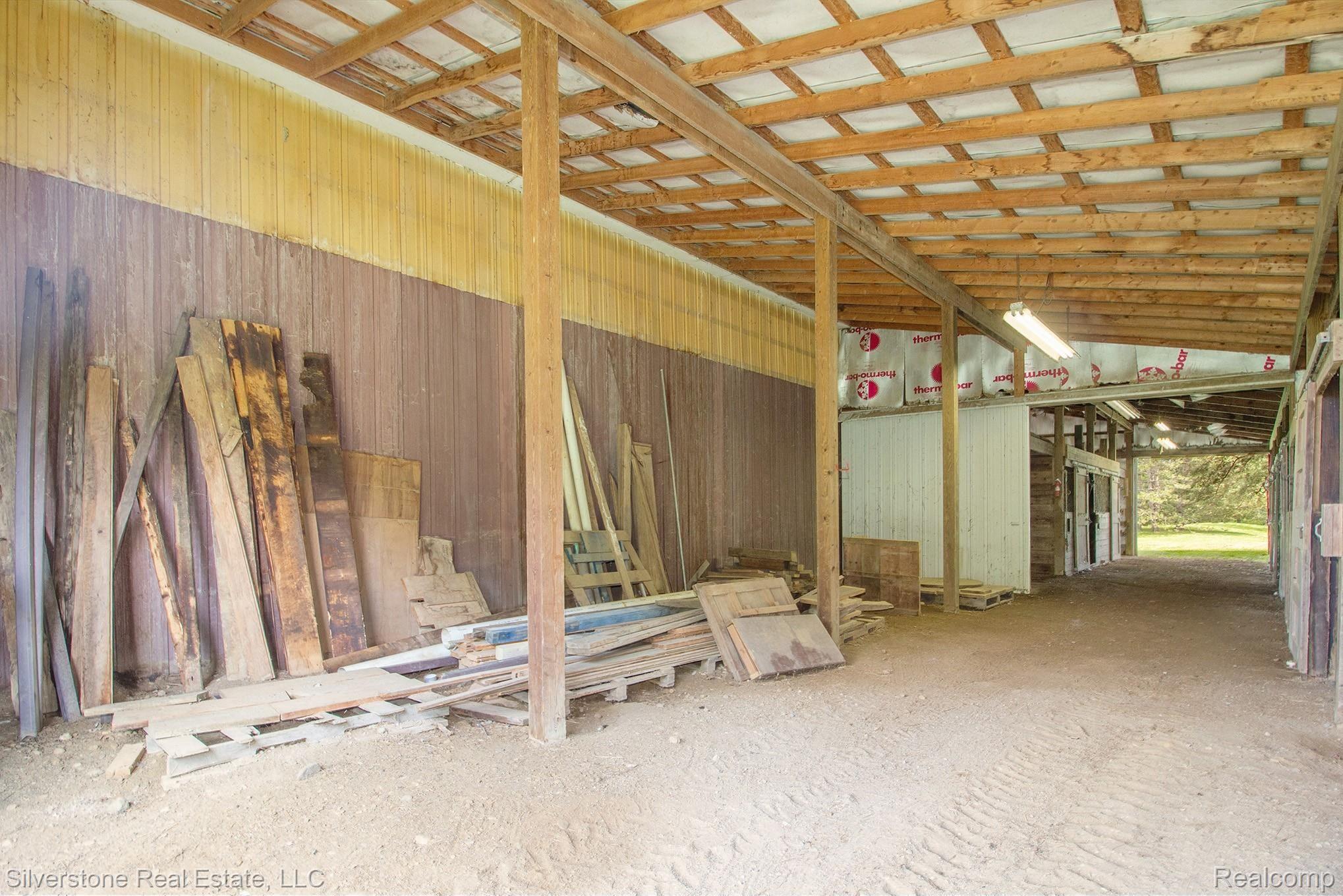 4614 Bishop Road Dryden, MI 48428 - Photo 16 of 43 IMG_8823.jpg