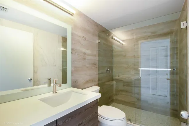 $3,700 | 701 Brickell Key Boulevard, Unit 2501, Miami, FL 33131