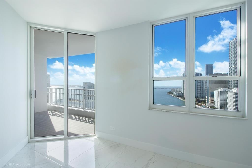 701 Brickell Key Boulevard, Unit 2501 Miami, FL 33131 - Photo 6 of 18
